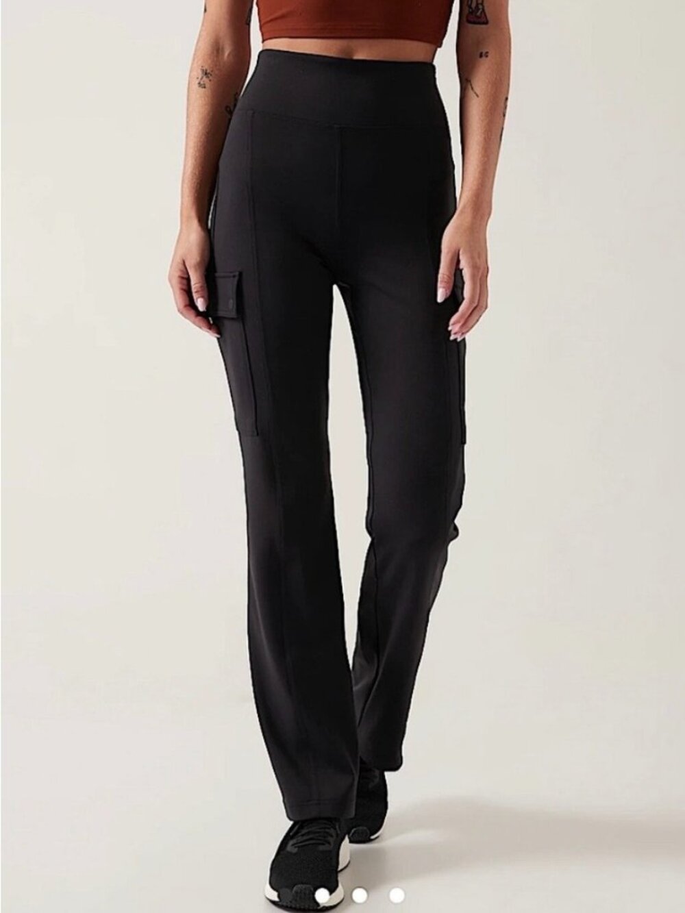 Athleta Delancey Pants Size Medium Black Straight Leg High Rise Cargo Sporty - Picture 1 of 10